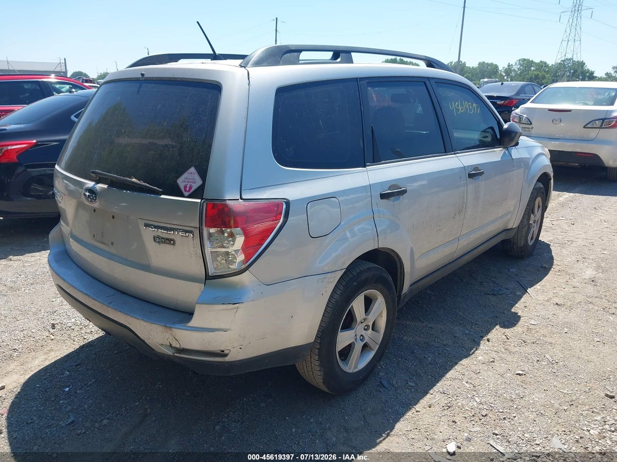 2011 SUBARU FORESTER 2.5X — снимка 4