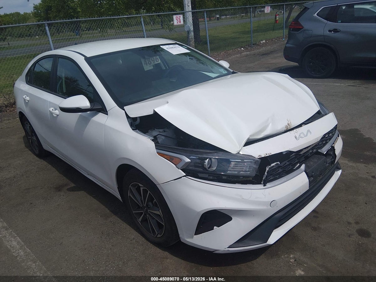 2023 KIA FORTE LXS