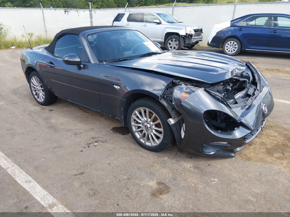 2017 FIAT 124 SPIDER CLASSICA