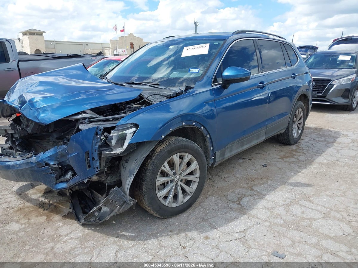 2019 VOLKSWAGEN TIGUAN 2.0T SE/2.0T SEL/2.0T SEL R-LINE/2.0T SEL R-LINE BLACK — снимка 2