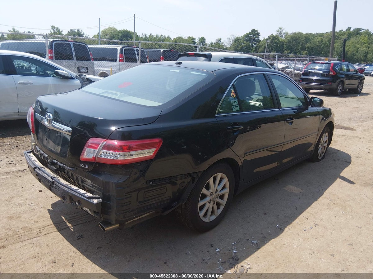 2011 TOYOTA CAMRY XLE — снимка 4