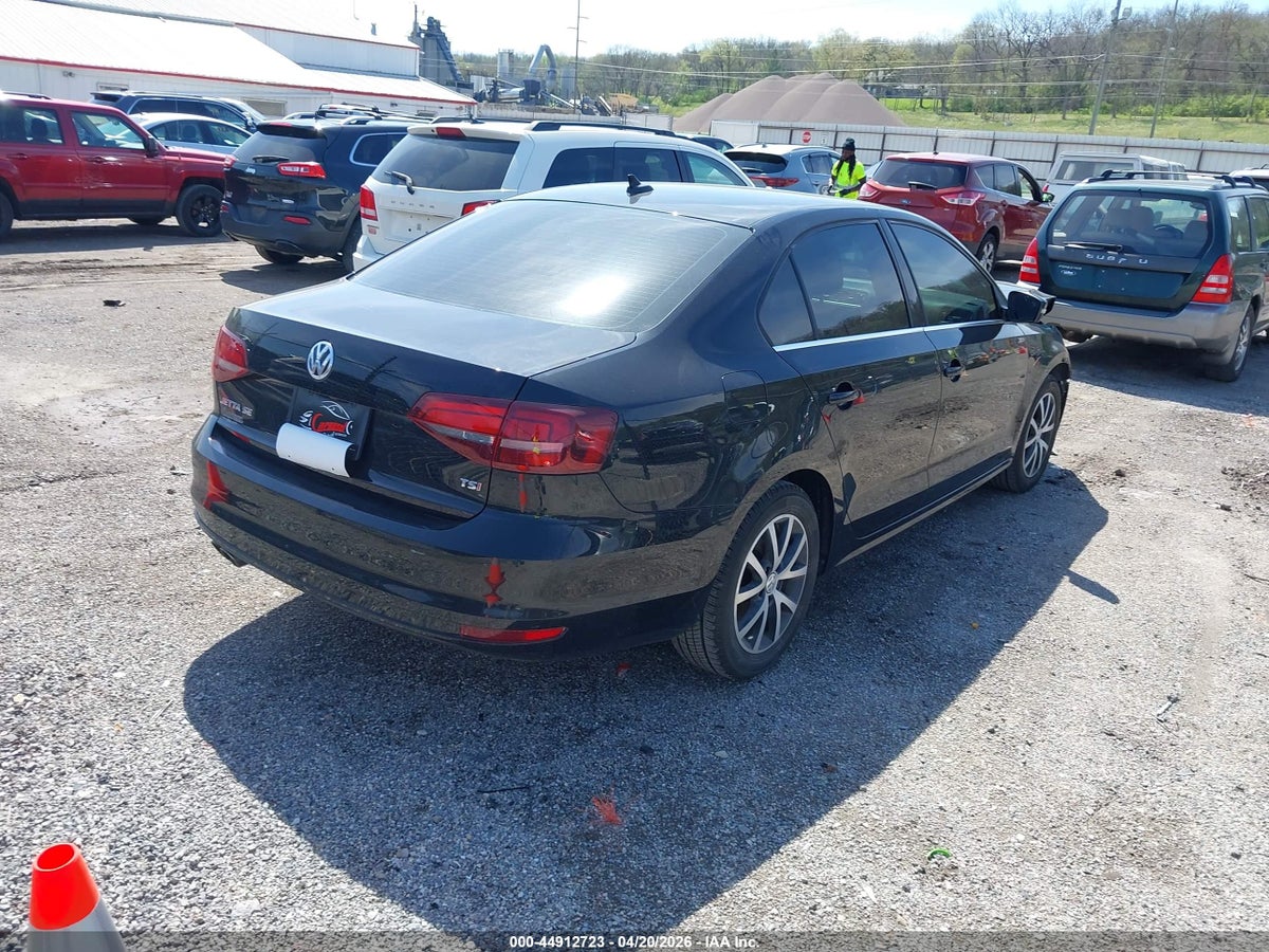 2018 VOLKSWAGEN JETTA 1.4T SE/1.4T WOLFSBURG EDITION — снимка 4