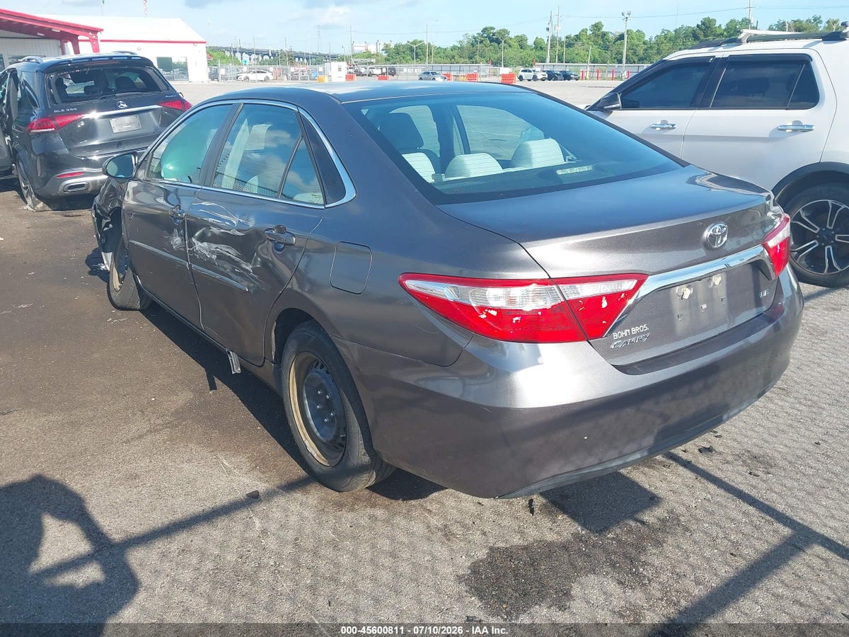 2015 TOYOTA CAMRY LE — снимка 3