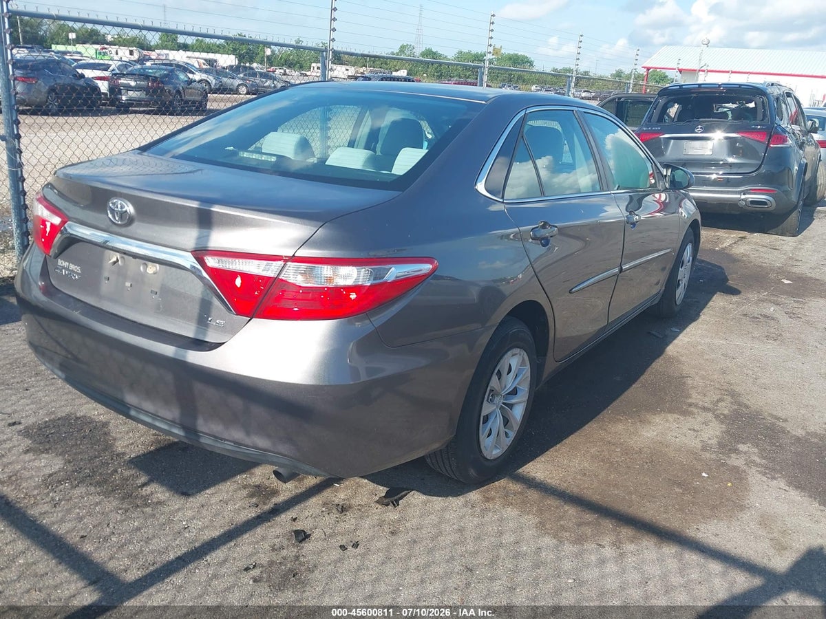 2015 TOYOTA CAMRY LE — снимка 4