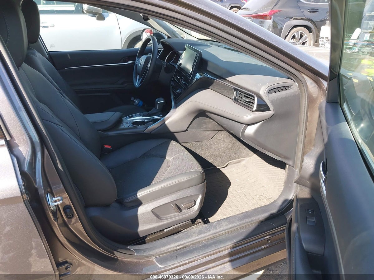 2022 TOYOTA CAMRY XLE — снимка 5