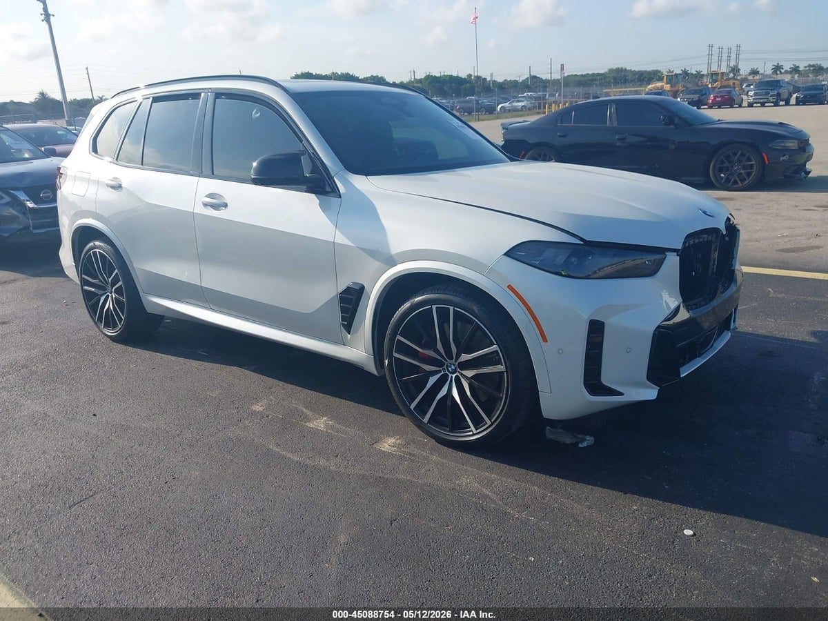 2025 BMW X5 M60I