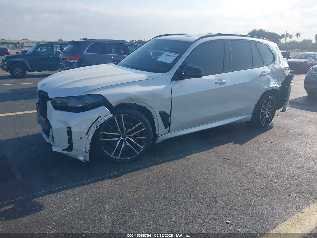 2025 BMW X5 M60I — снимка 2