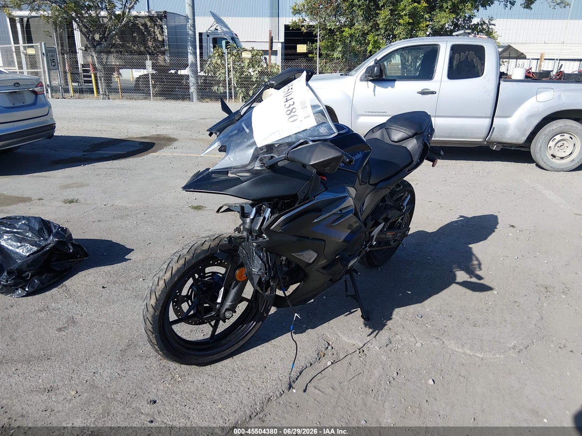 2025 KAWASAKI EX500 A/B — снимка 2