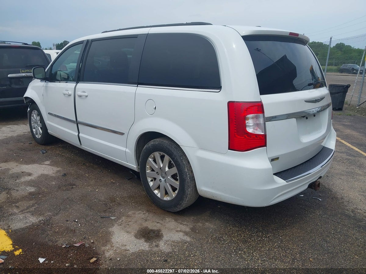 2016 CHRYSLER TOWN & COUNTRY TOURING — снимка 3