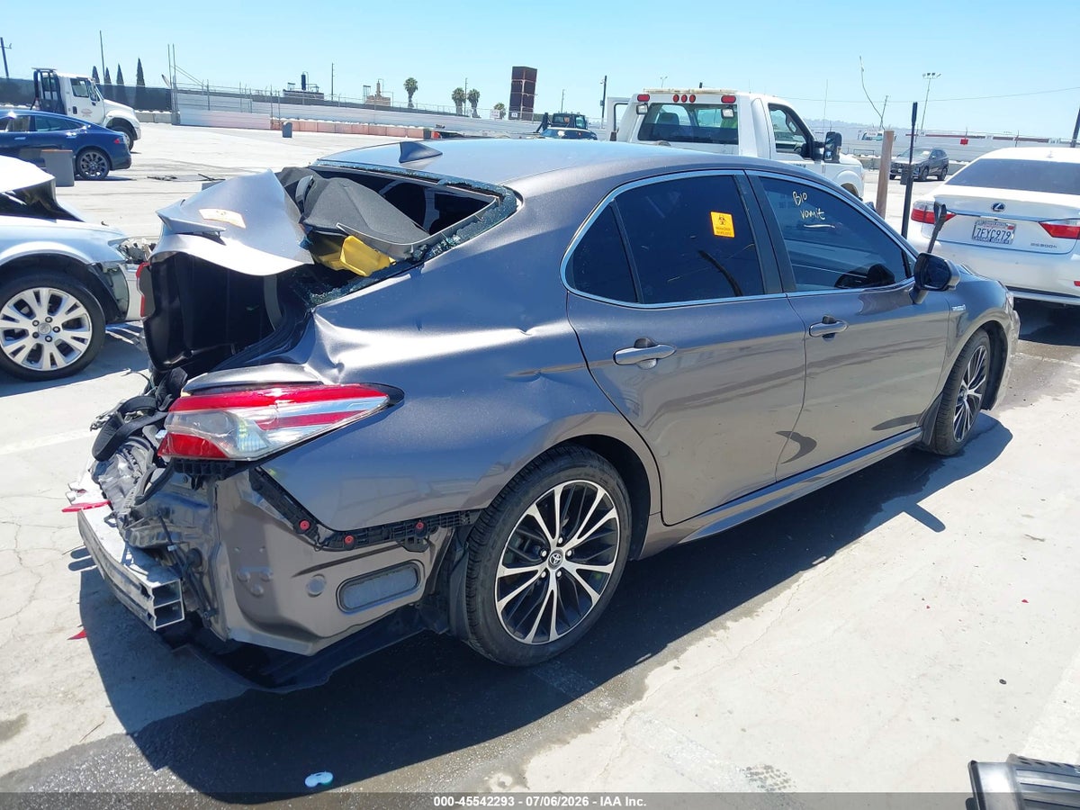 2020 TOYOTA CAMRY SE HYBRID — снимка 4