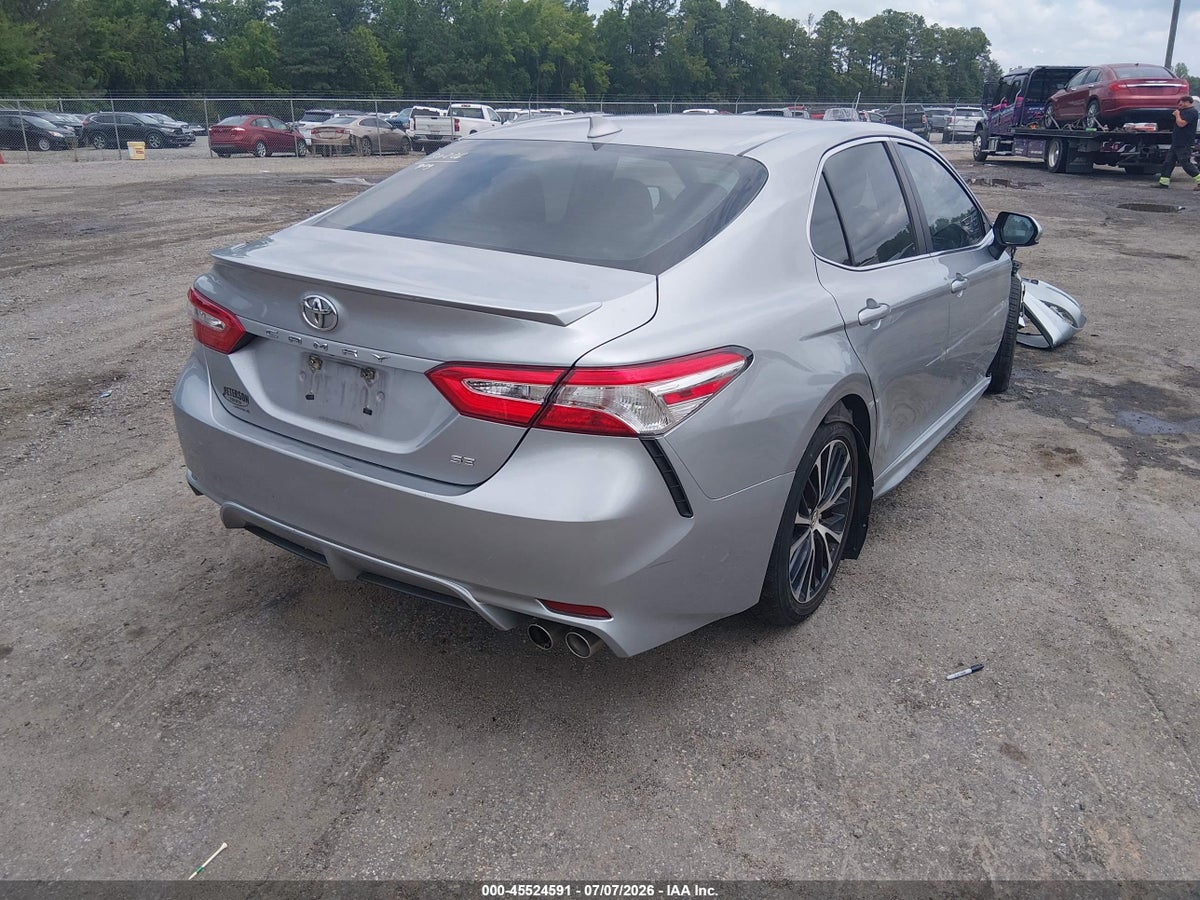 2020 TOYOTA CAMRY SE — снимка 4
