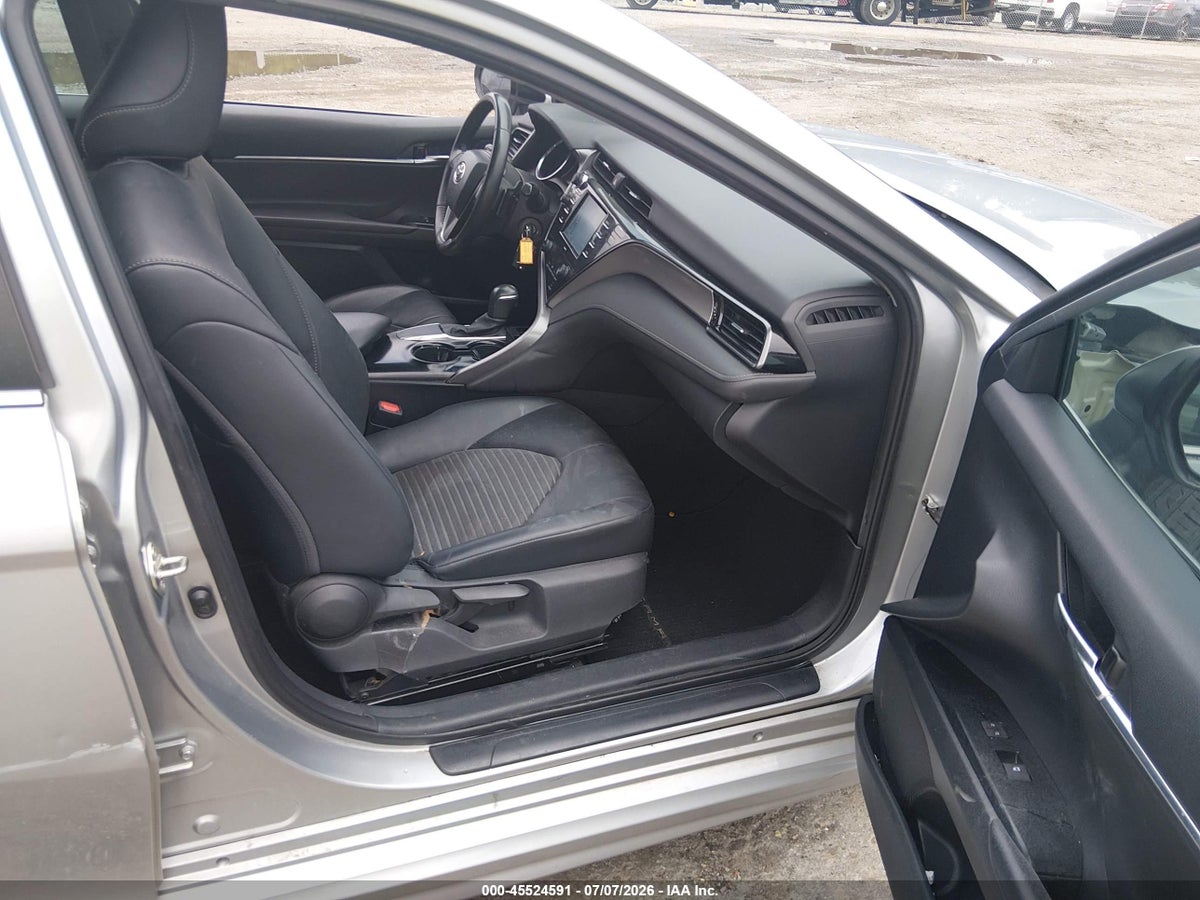 2020 TOYOTA CAMRY SE — снимка 5