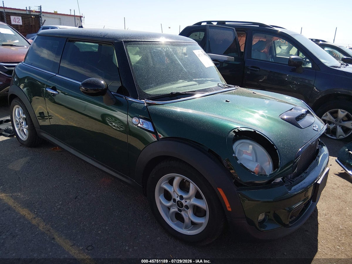 2011 MINI COOPER S
