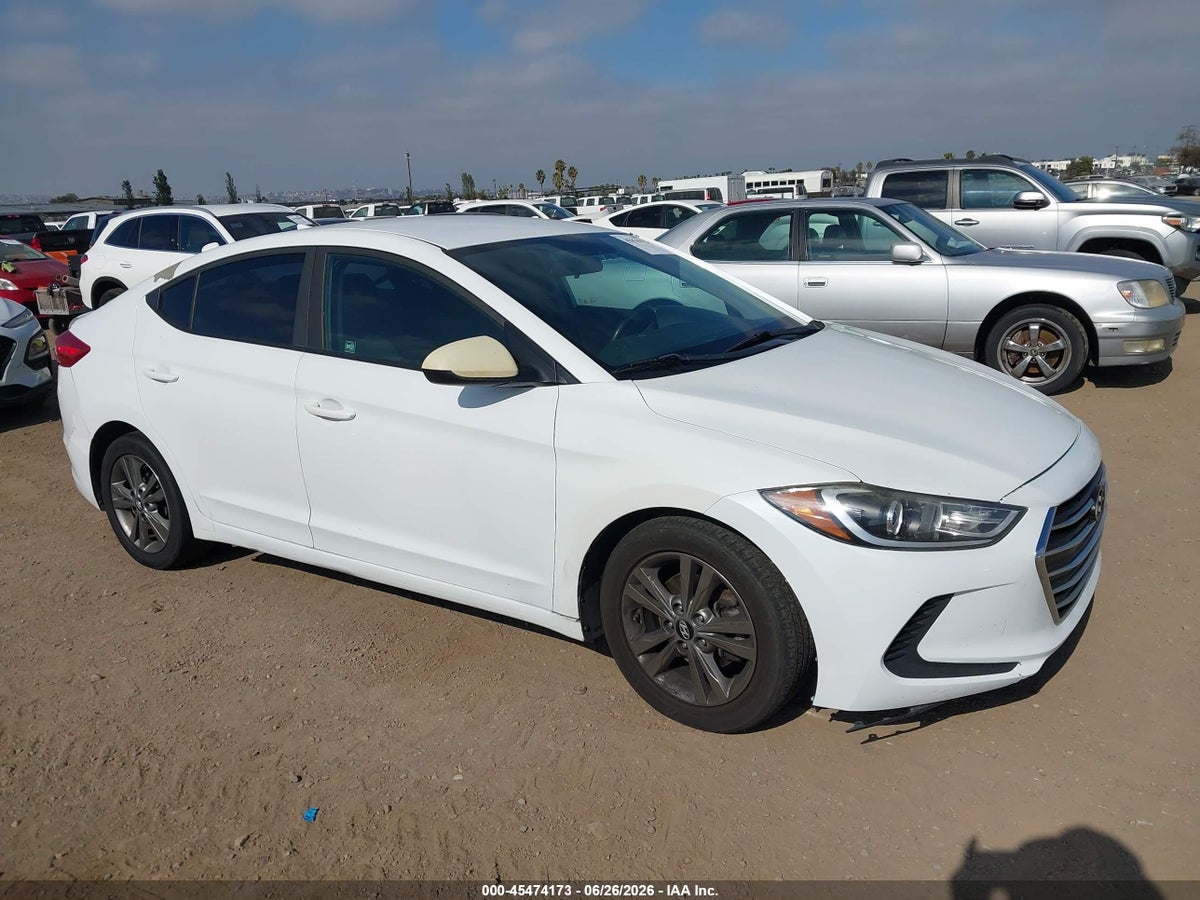 2017 HYUNDAI ELANTRA SE