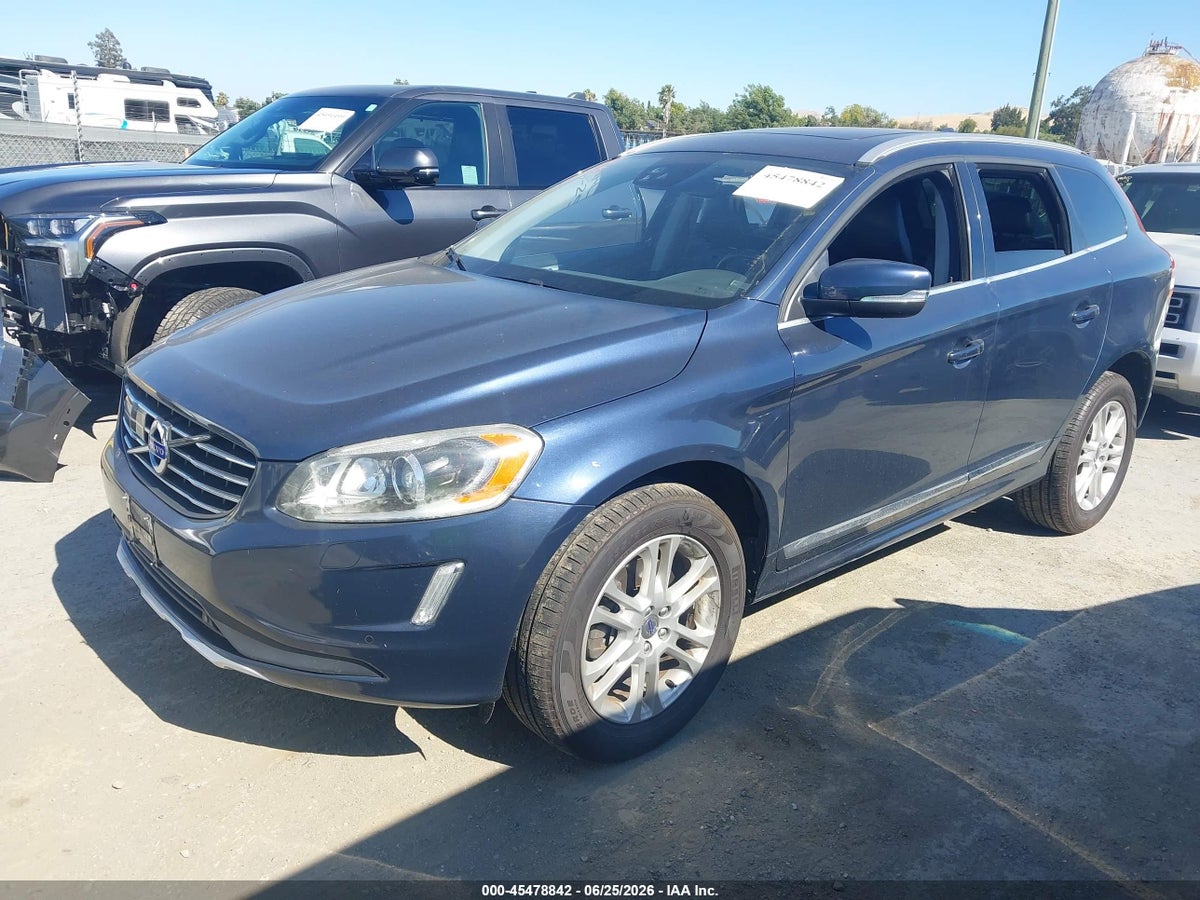 2015 VOLVO XC60 T5 PLATINUM — снимка 2