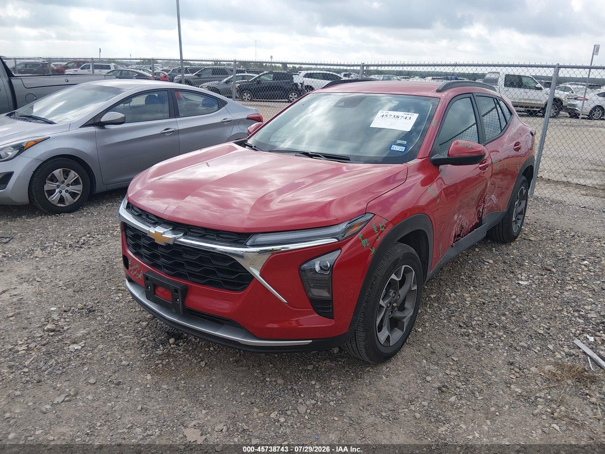 2026 CHEVROLET TRAX FWD LT — снимка 2
