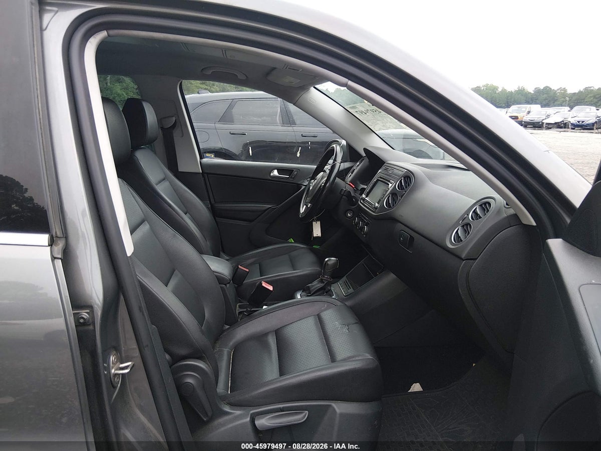 2012 VOLKSWAGEN TIGUAN SE — снимка 5