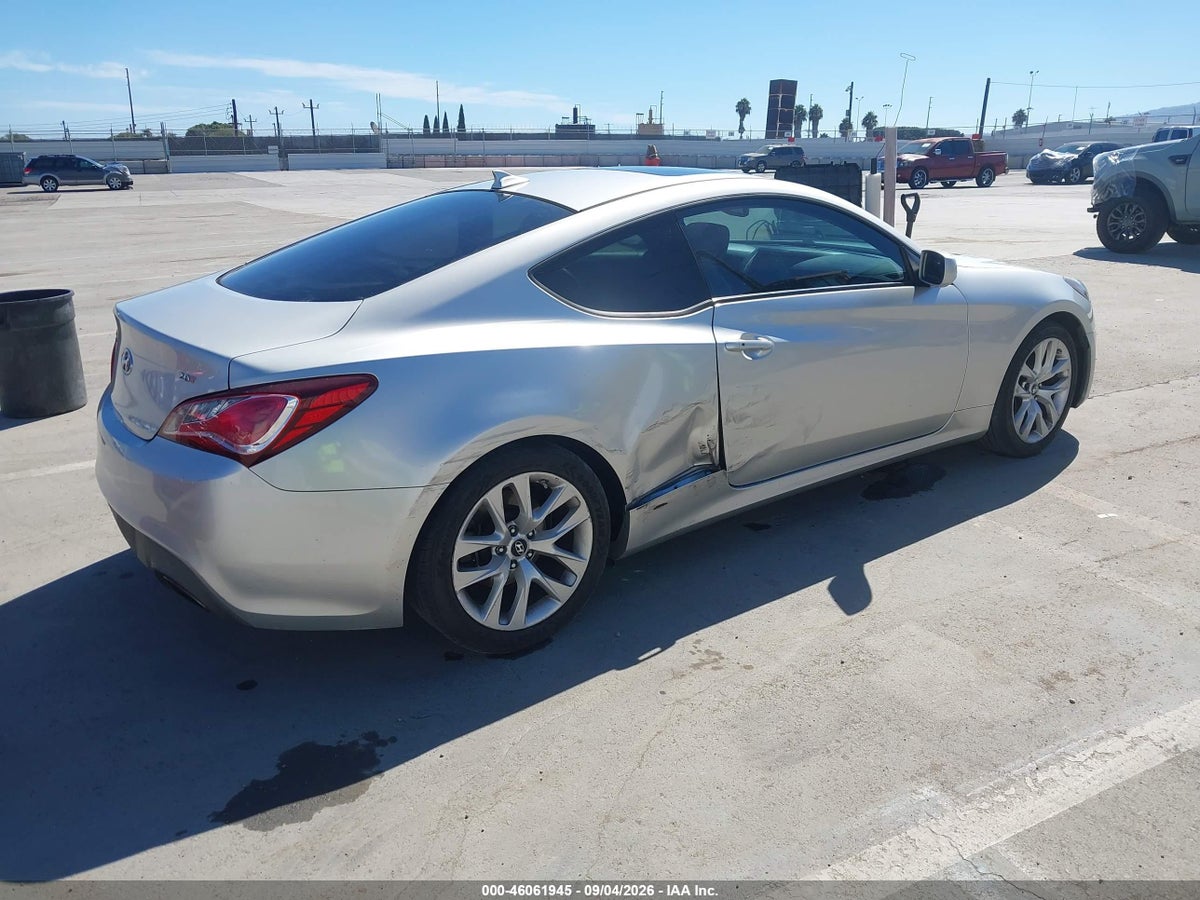 2013 HYUNDAI GENESIS 2.0T PREMIUM — снимка 4