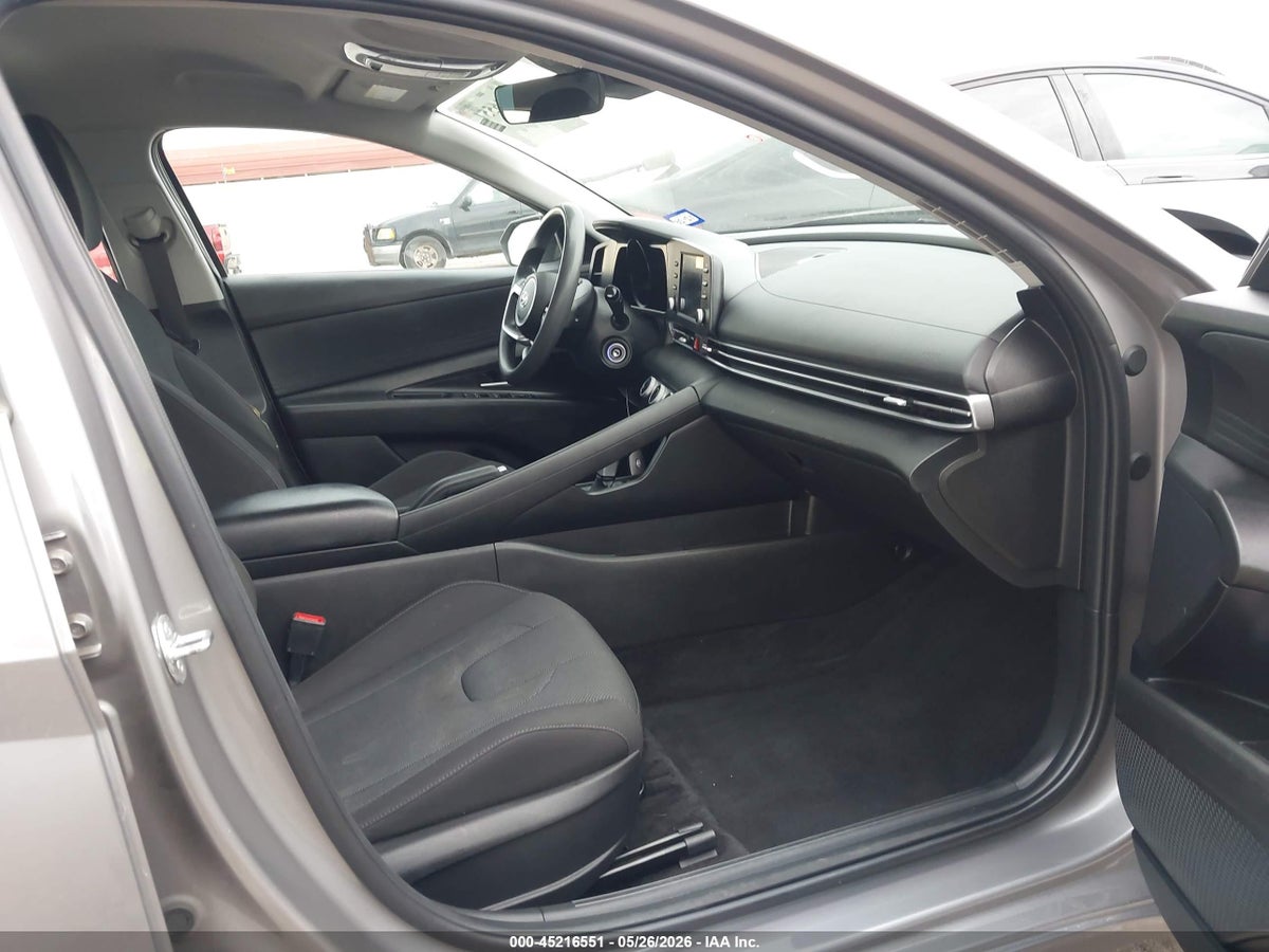 2021 HYUNDAI ELANTRA SE — снимка 5