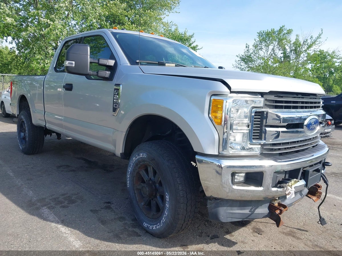 2017 FORD F-250 XLT