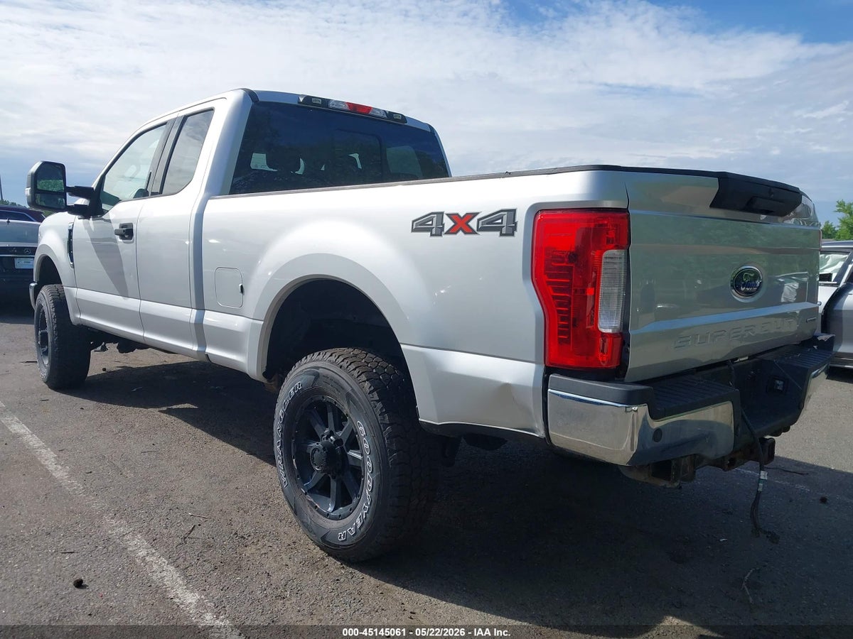 2017 FORD F-250 XLT — снимка 3