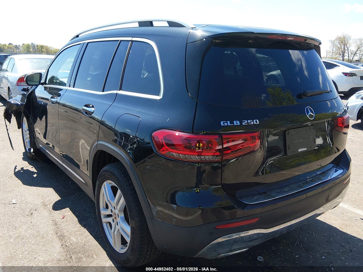 2023 MERCEDES-BENZ GLB 250 4MATIC — снимка 3