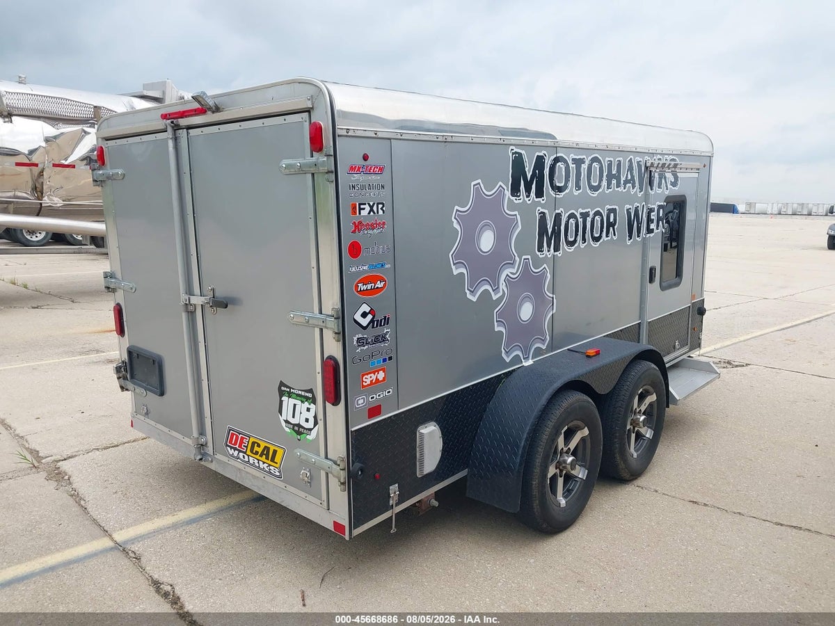 2016 R AND R TRAILERS INC ENCLOSED TRAILER — снимка 4