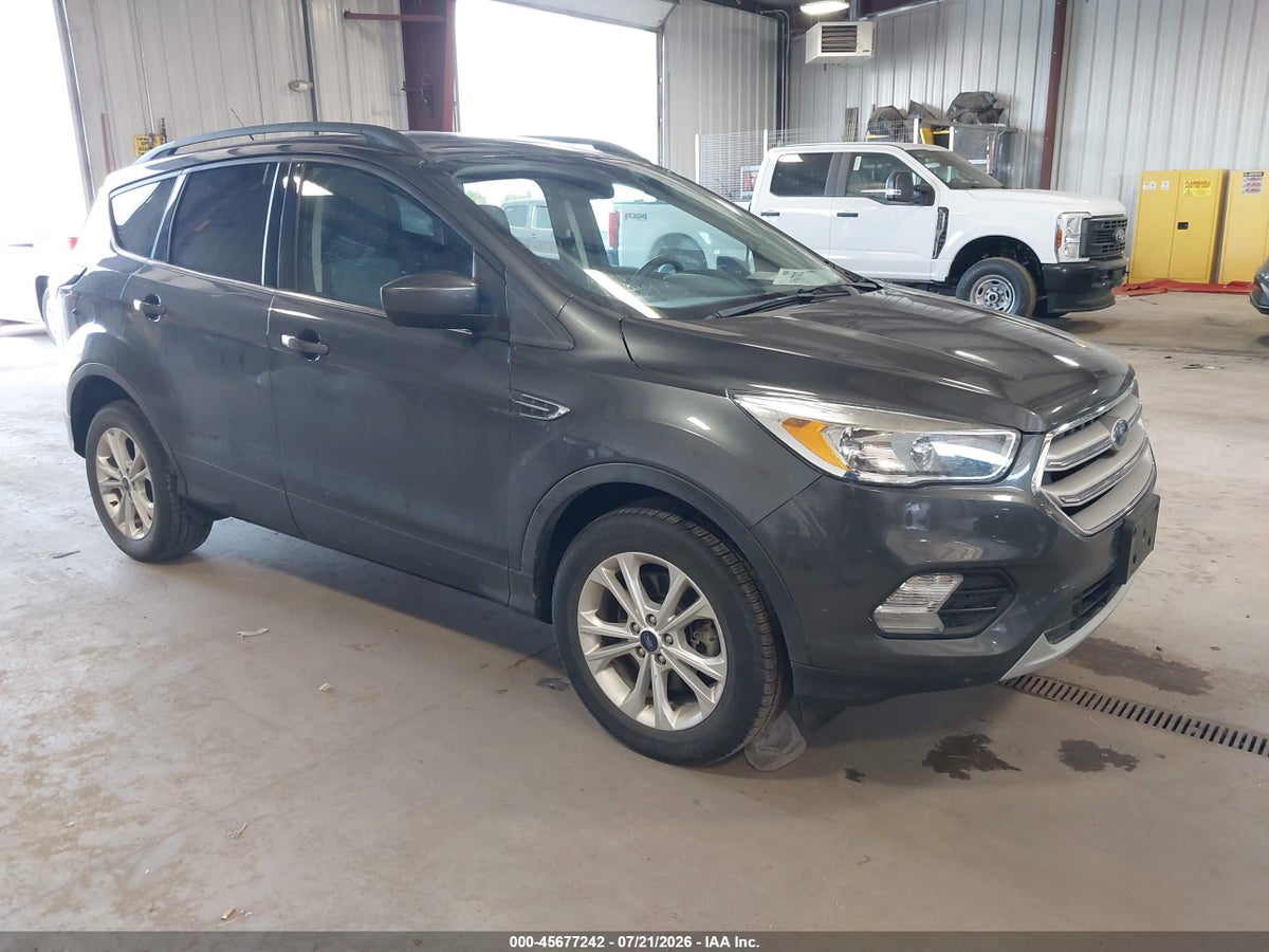 2018 FORD ESCAPE SE