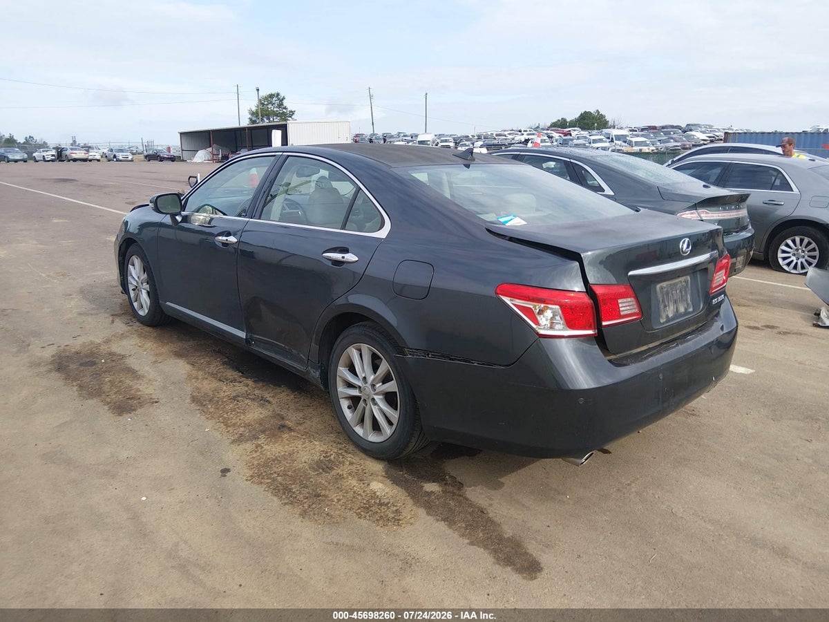 2011 LEXUS ES 350 — снимка 3