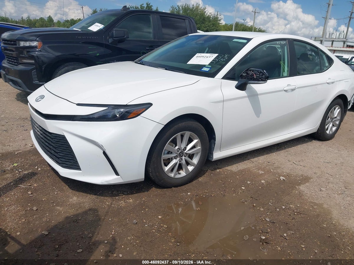 2025 TOYOTA CAMRY LE — снимка 2