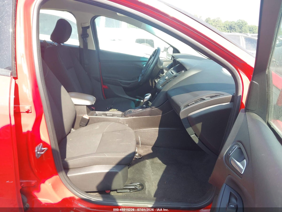 2016 FORD FOCUS SE — снимка 5