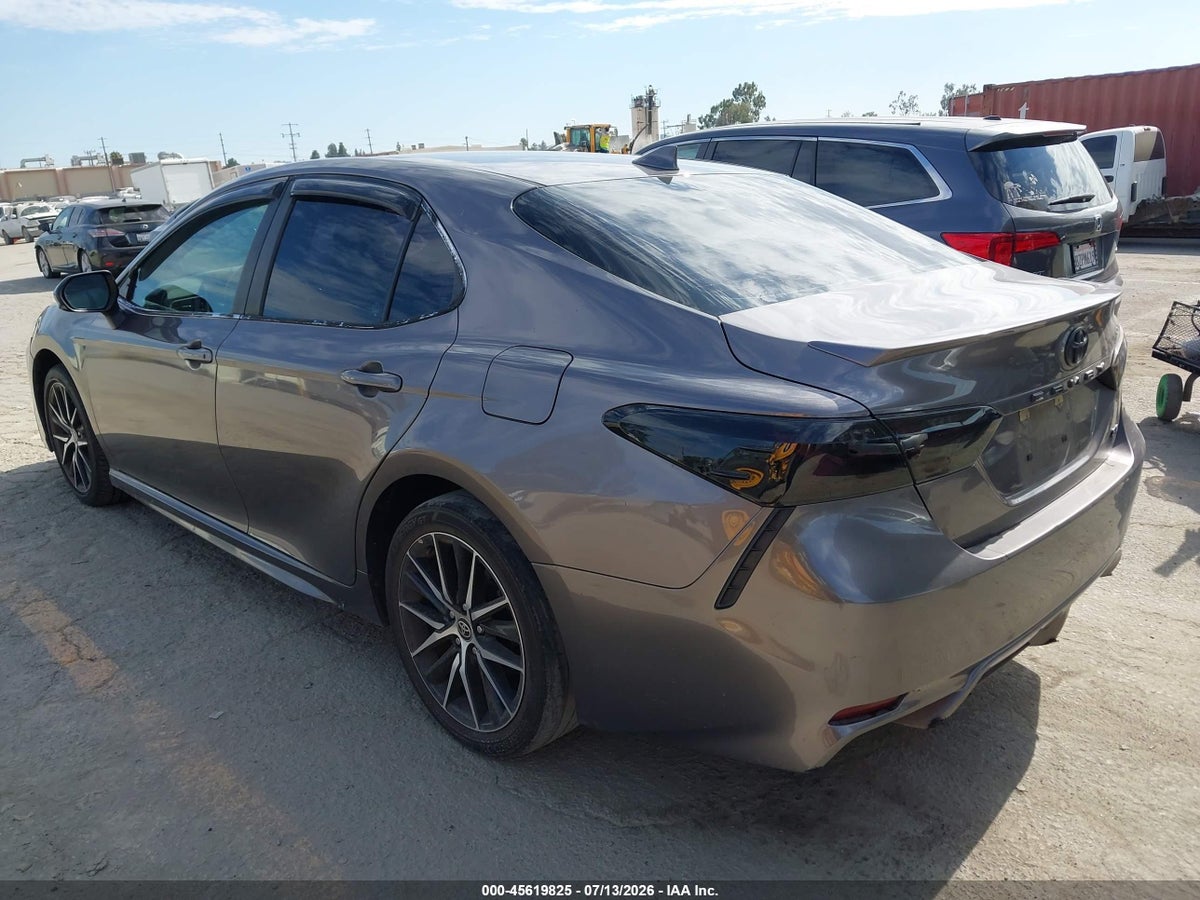 2021 TOYOTA CAMRY SE — снимка 3