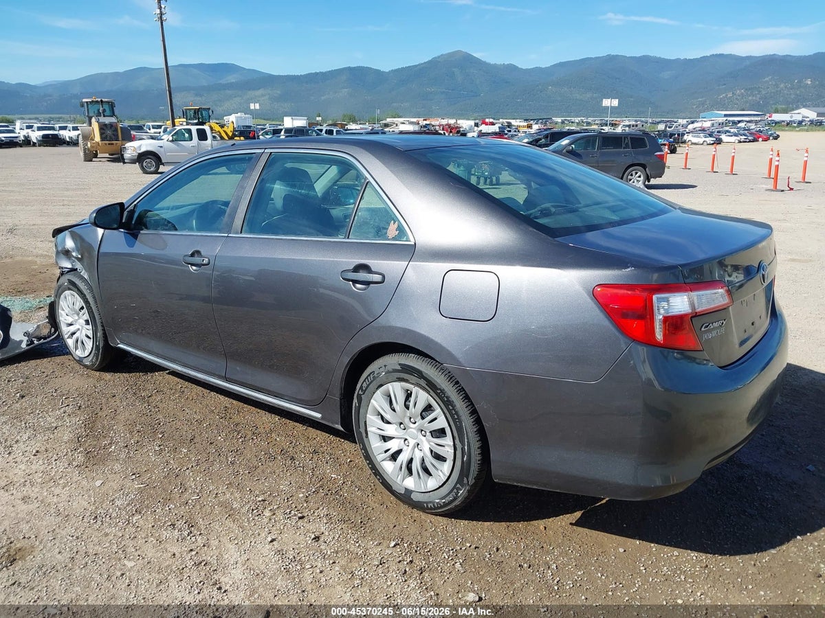 2014 TOYOTA CAMRY LE — снимка 3