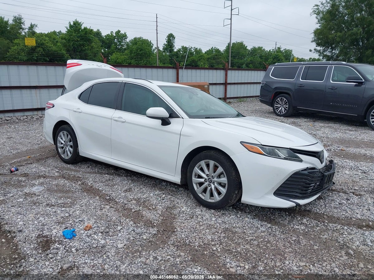 2019 TOYOTA CAMRY LE