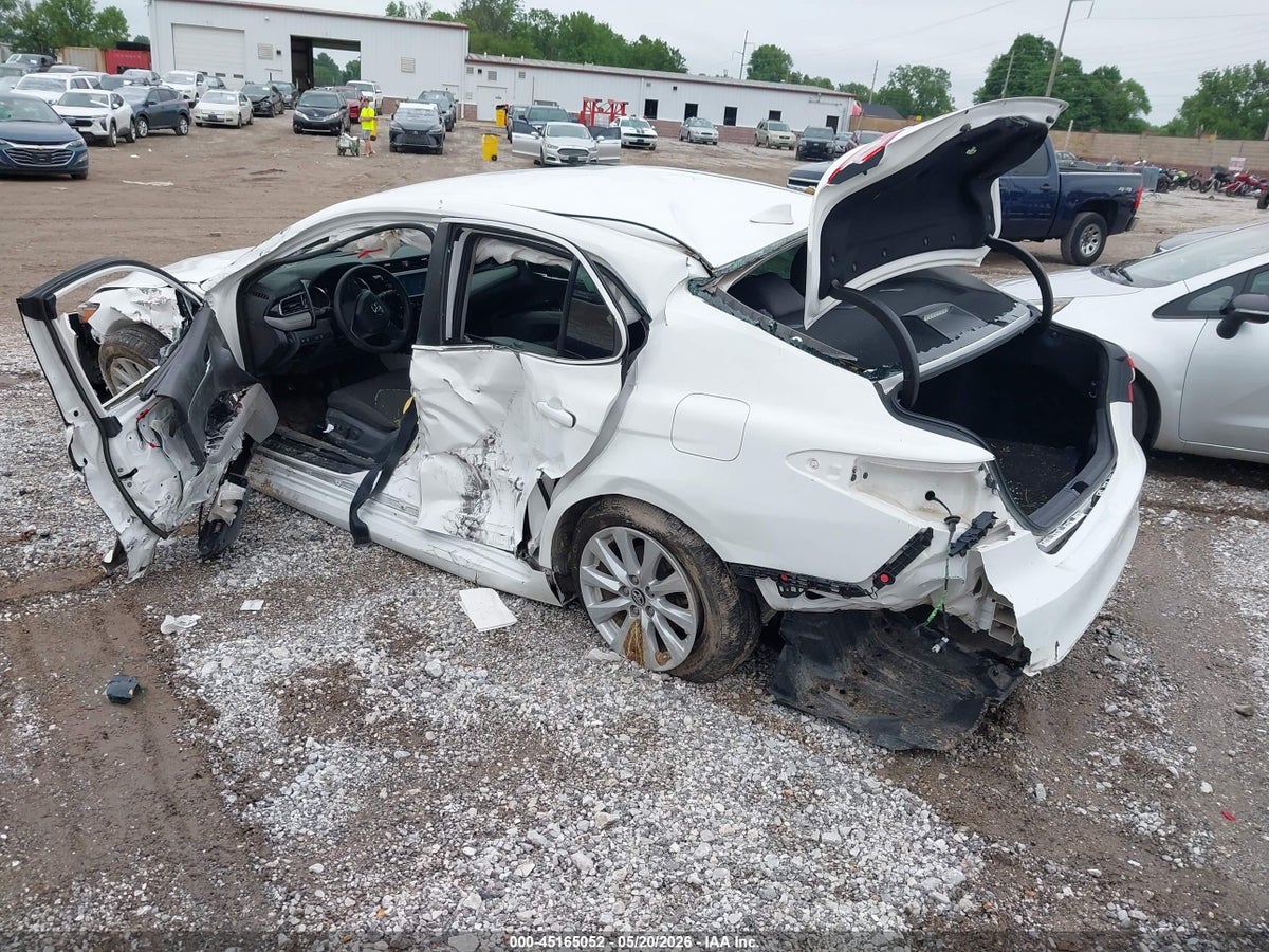 2019 TOYOTA CAMRY LE — снимка 3