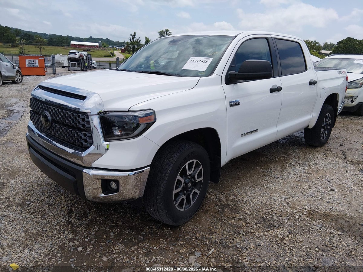 2020 TOYOTA TUNDRA SR5 — снимка 2