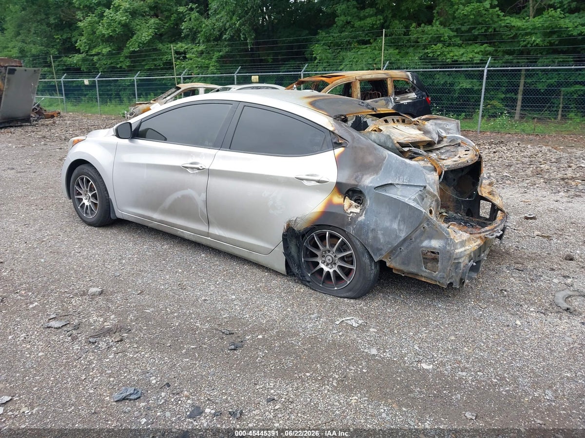 2016 HYUNDAI ELANTRA SE — снимка 3