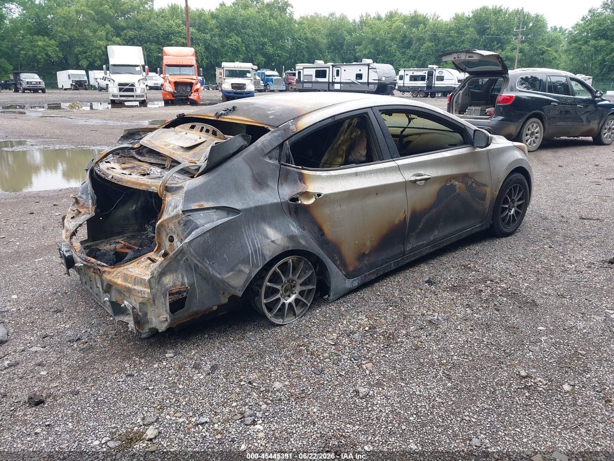 2016 HYUNDAI ELANTRA SE — снимка 4