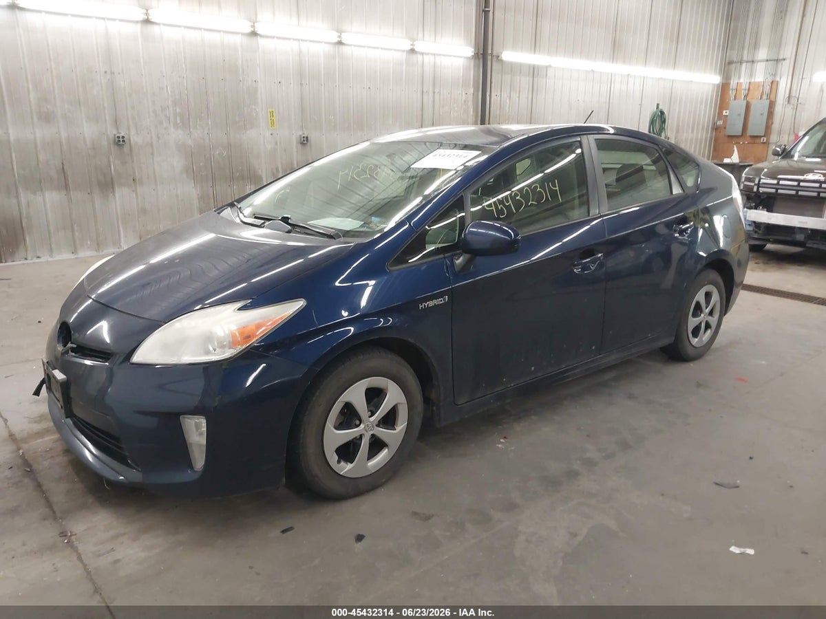 2013 TOYOTA PRIUS TWO — снимка 2