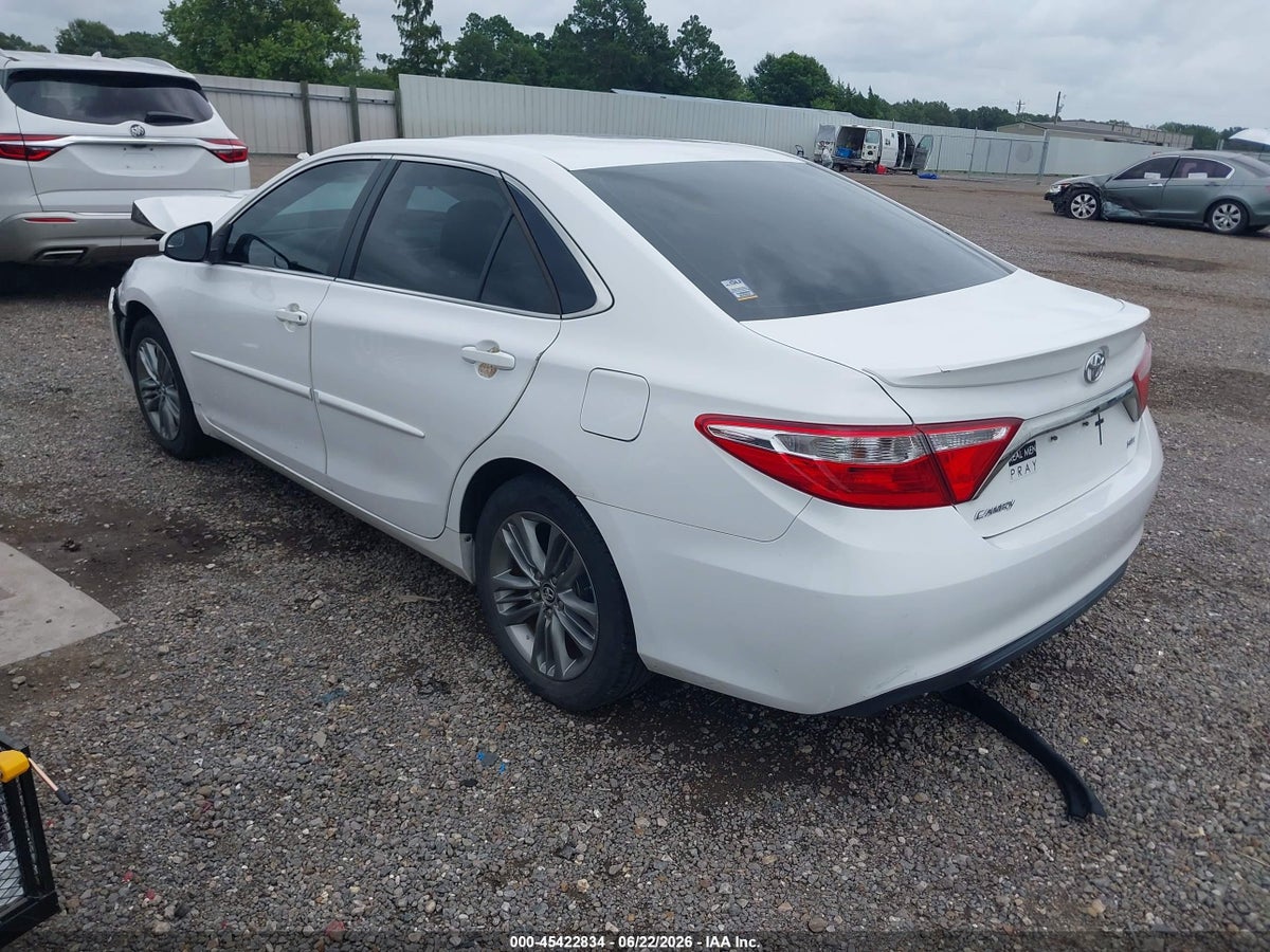 2015 TOYOTA CAMRY SE — снимка 3