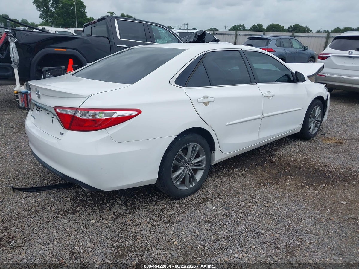 2015 TOYOTA CAMRY SE — снимка 4