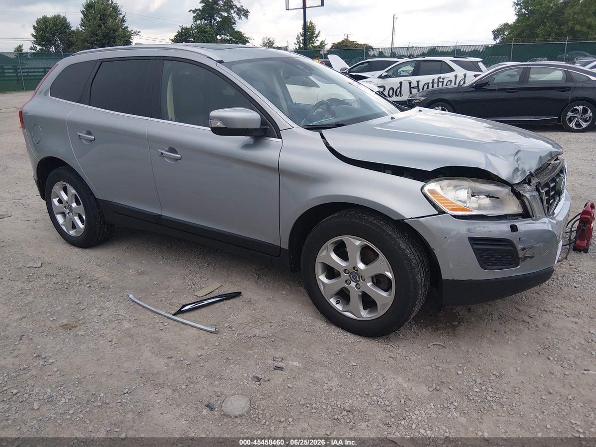 2013 VOLVO XC60 3.2 PREMIER