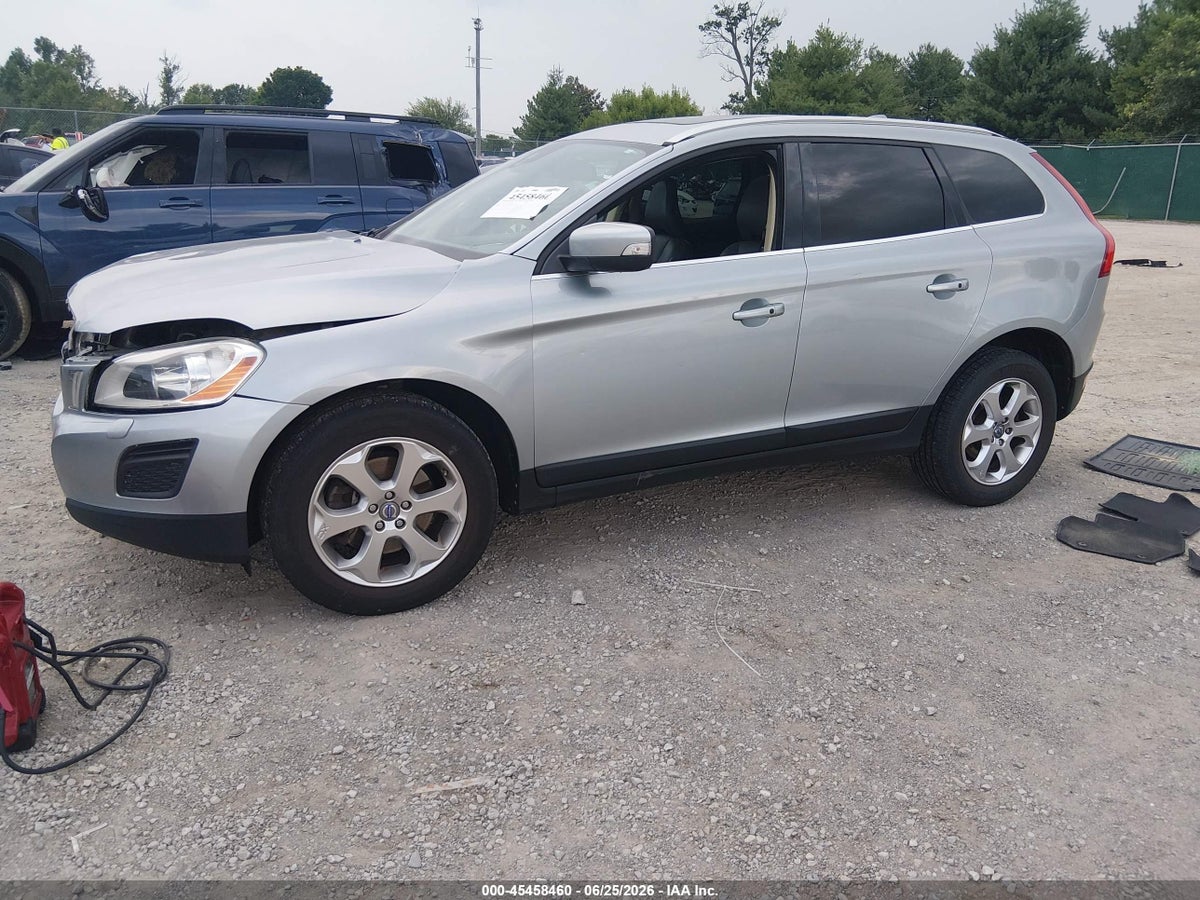 2013 VOLVO XC60 3.2 PREMIER — снимка 2