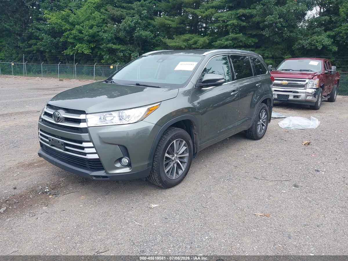 2018 TOYOTA HIGHLANDER XLE — снимка 2