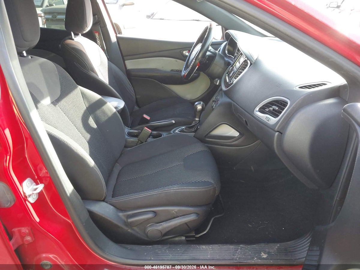 2016 DODGE DART SXT — photo 5