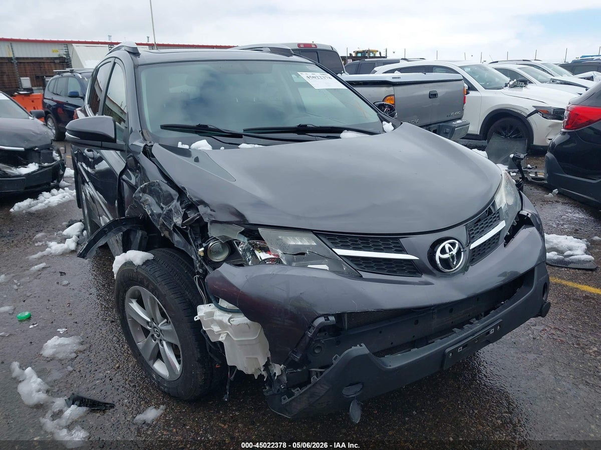 2015 TOYOTA RAV4 XLE