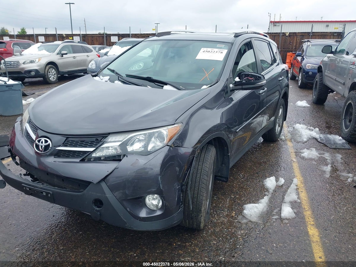 2015 TOYOTA RAV4 XLE — снимка 2