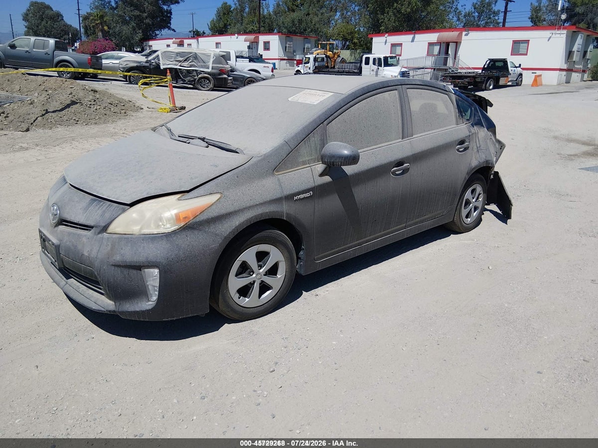 2015 TOYOTA PRIUS TWO — снимка 2