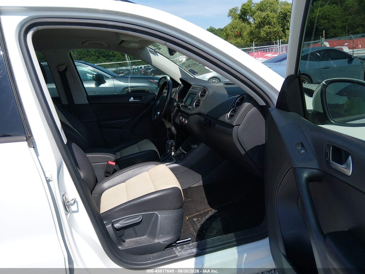 2017 VOLKSWAGEN TIGUAN 2.0T/2.0T S — снимка 5