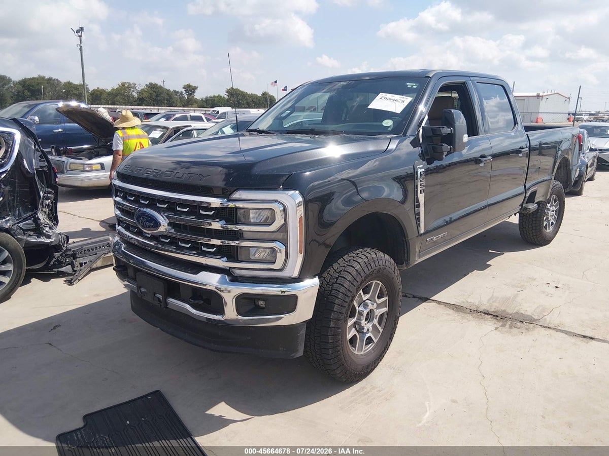 2026 FORD F-250 LARIAT — снимка 2